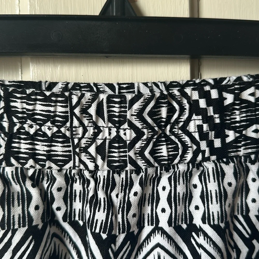 J. crew Black and white shorts size 4